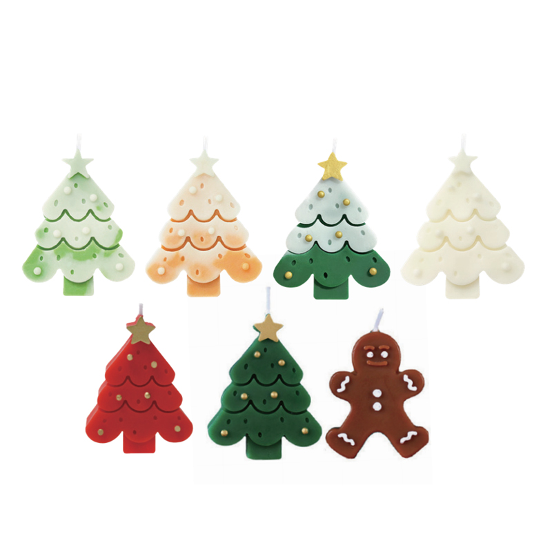 Julgran pepparkaksman ljus