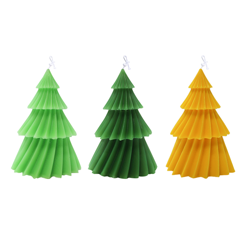 Tre-färgad origami julgran